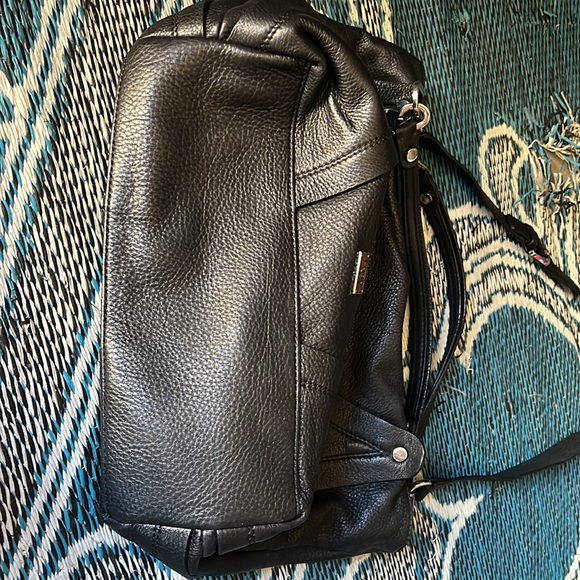 Cobo Blu Leather Purse - Picture 11 of 12